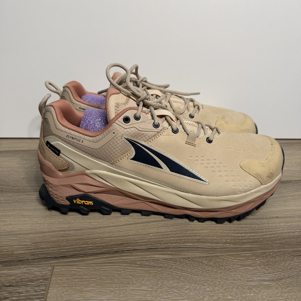 Altra Men's Olympus 5 Hike Low GTX Hiking Shoes, Sand, US 10.5 - USED